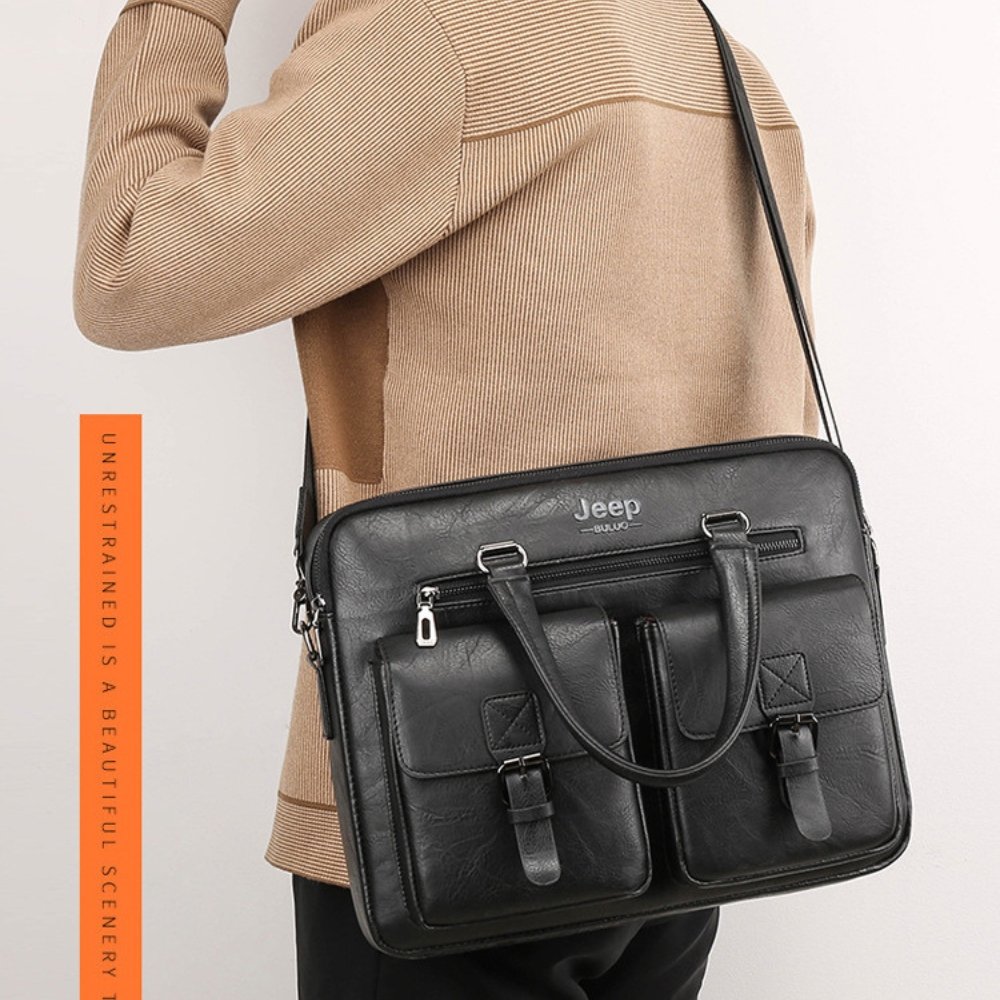 black jeeper bag