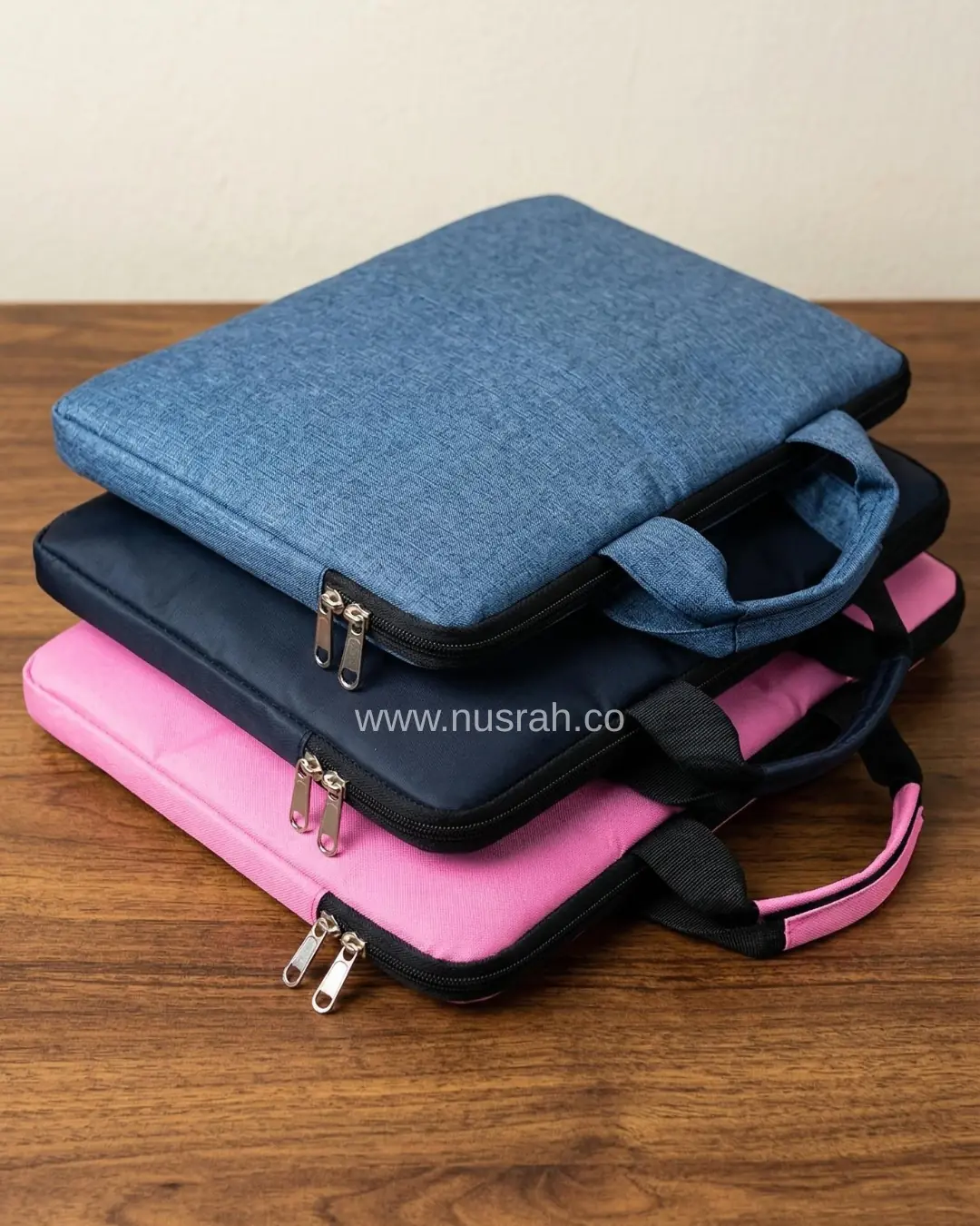 Black, blue, pink Slimmy laptop pouch